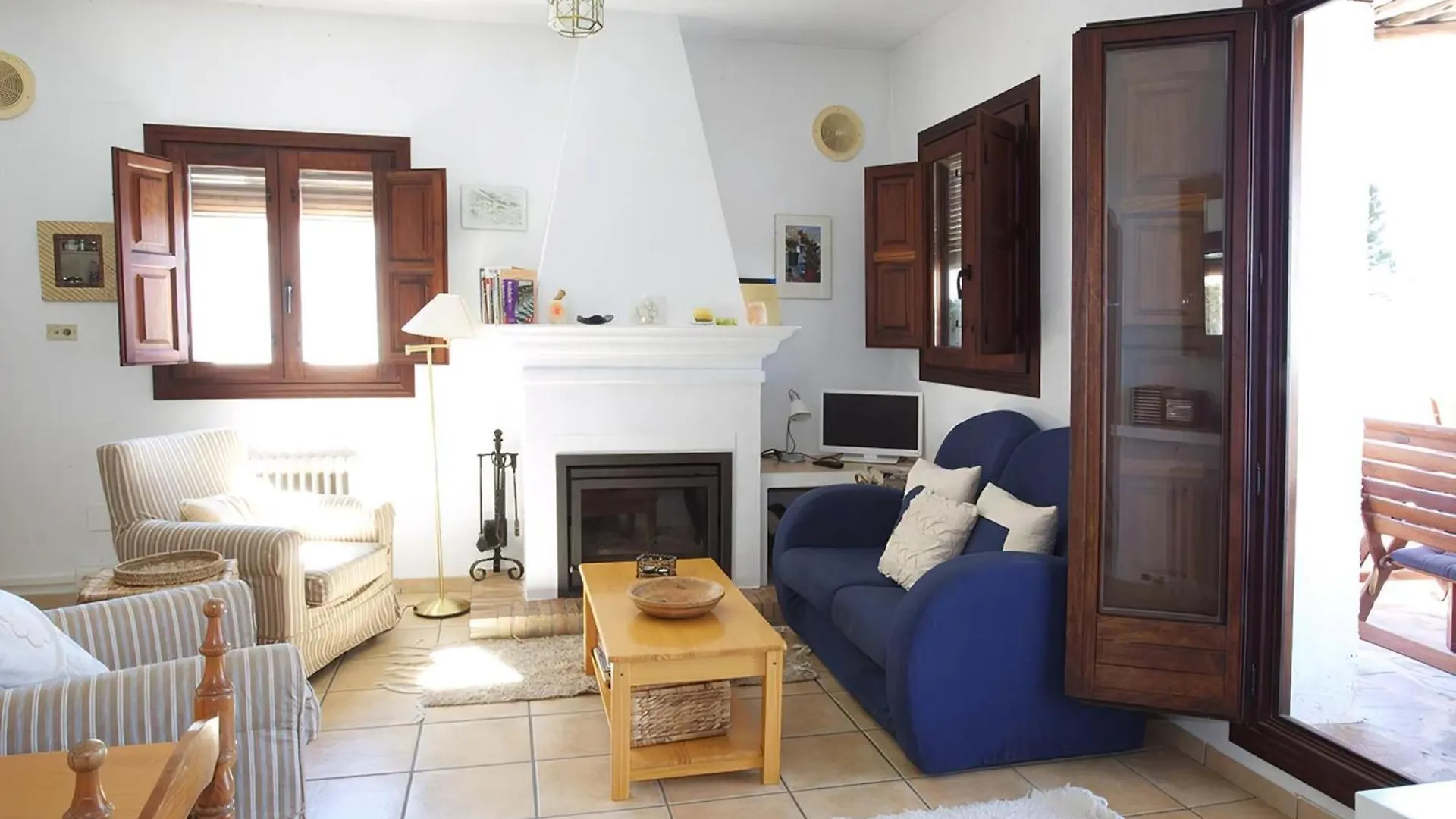 Casa Rosa Bubion location